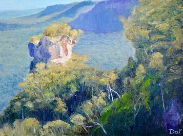 Orphan Rock at Katoomba in the Blue Mountains of Australia thumb