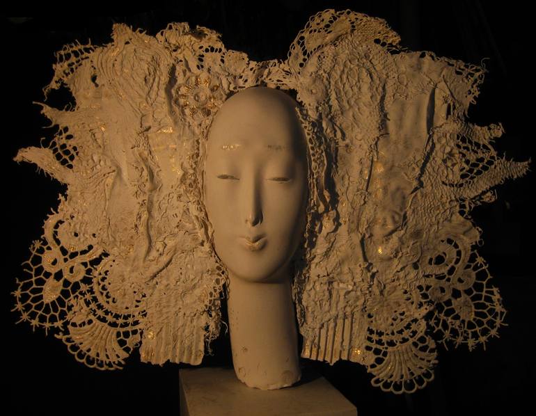 Original Art Deco Women Sculpture by Yulia Luchkina