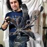 Star bird playing with her shape
unique iron welding sculpture
aprox . 45 x 60 x 40 cm
signed December 2020
varnished with special protection to preserve all the welding effects and reflections
will be sent with authenticity certificate