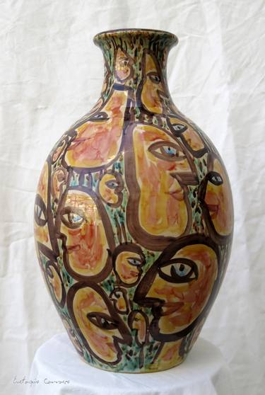 Ceramic piece: "The faces in profile" thumb