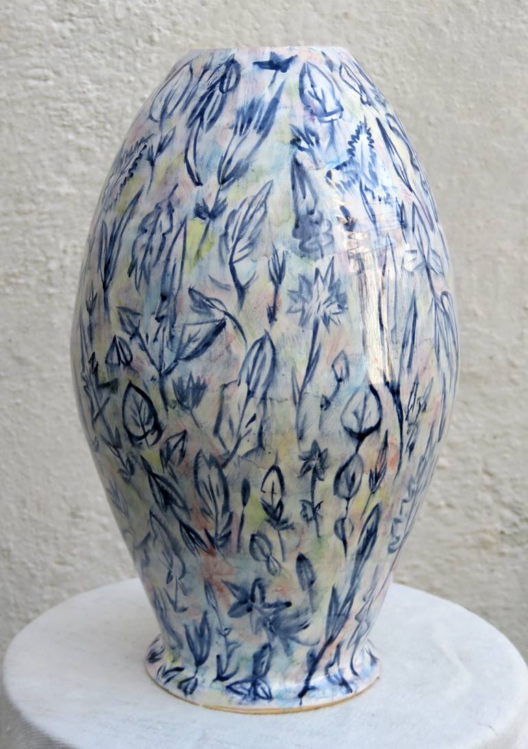 Original Figurative Floral Sculpture by Eustaquio Carrasco