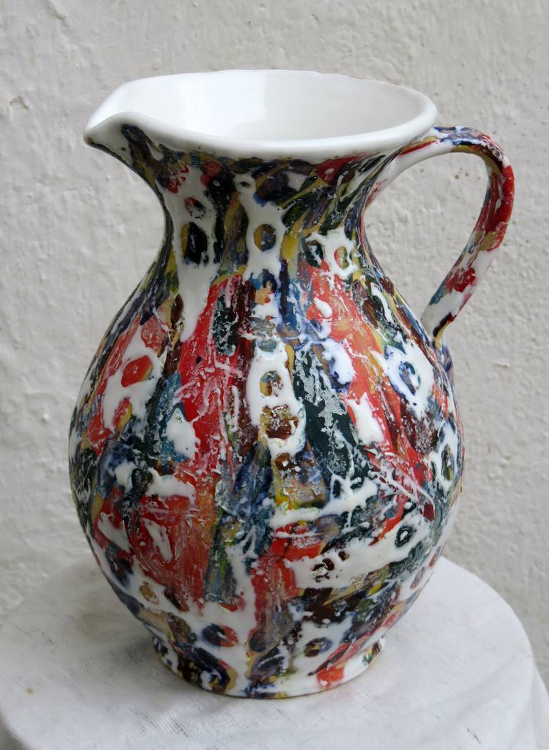 Jug with marks and textures - Print
