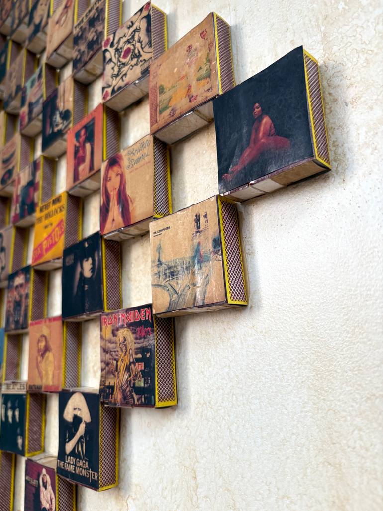 Original Contemporary Music Sculpture by Sumit Mehndiratta