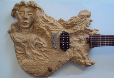 Wood carving - Women awakening carved electric guitar thumb