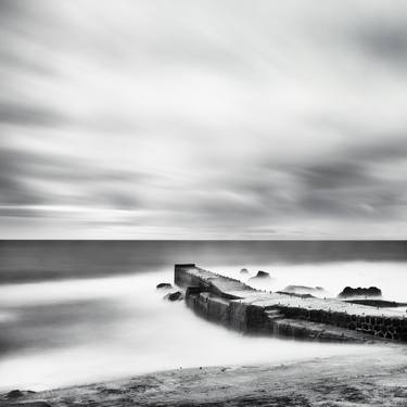 Ocean pier at dawn thumb