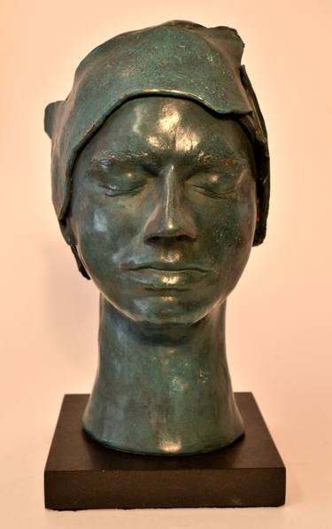 Original Celebrity Sculpture by Kirsty Doig