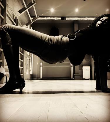 Sepia pose dance model in heels thumb