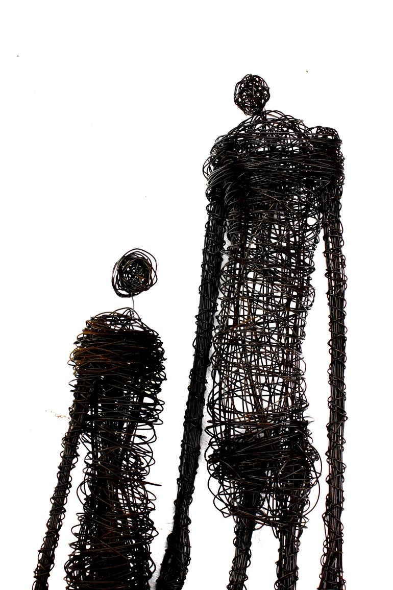 Original People Sculpture by David Sànchez Leòn