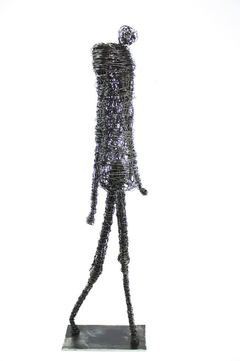 Original Figurative People Sculpture by David Sànchez Leòn