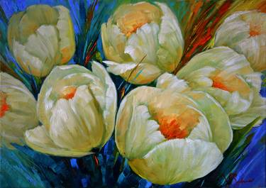 Wild bouquet of tulips thumb