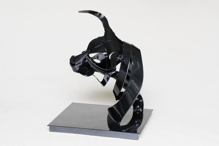 Original Animal Sculpture by Thomas Otto