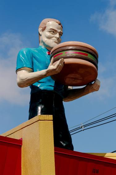 Muffler Man Holding A Hamburger thumb