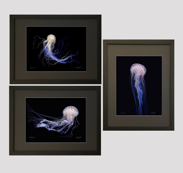 Original Figurative Women Photography by Oscar Manuel Vargas