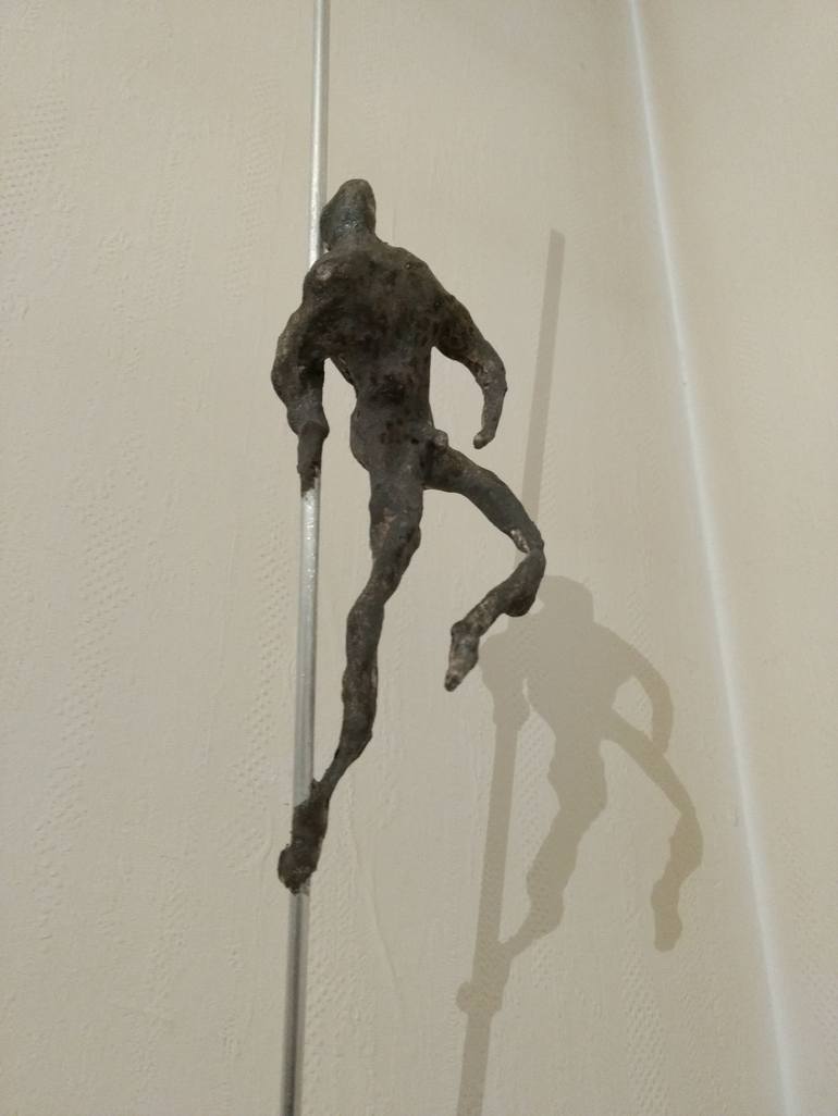 Original Men Sculpture by Rainer Schwenkglenks