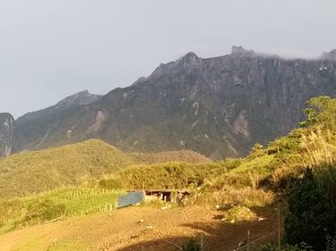 Gunung kota kinabalu, Sabah, malaysia thumb