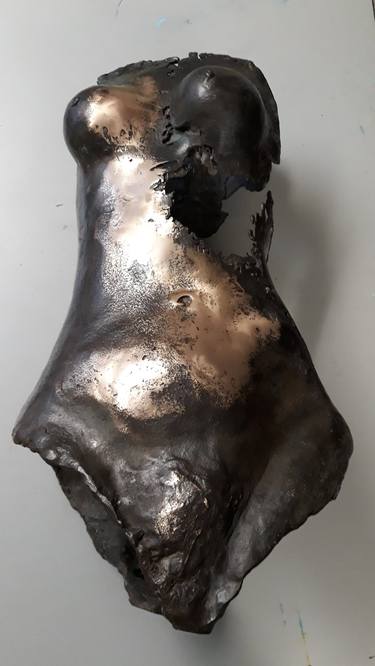 Original Women Sculpture by Jessy Jane Kok