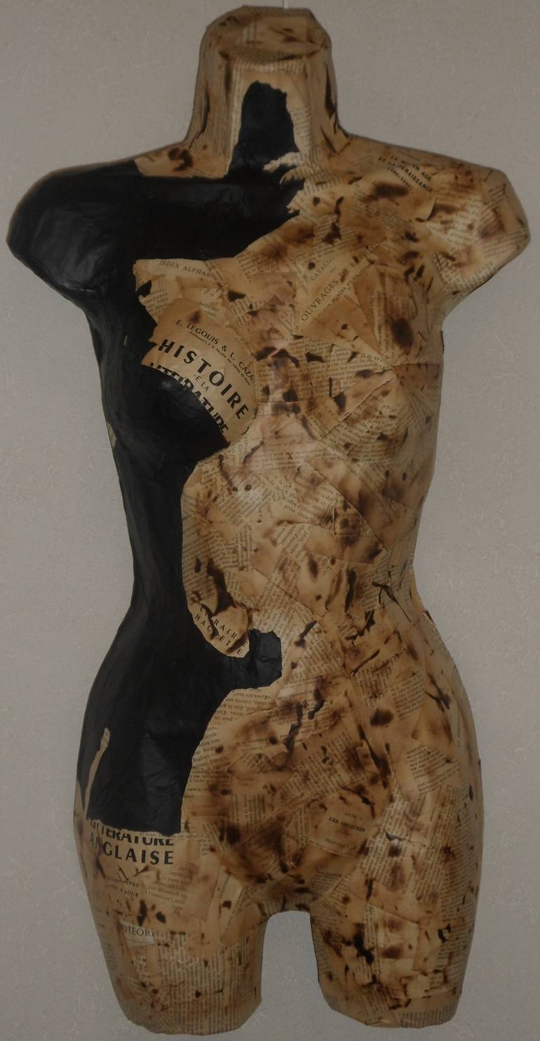 Original Nude Sculpture by DOMINAULT EVELYNE