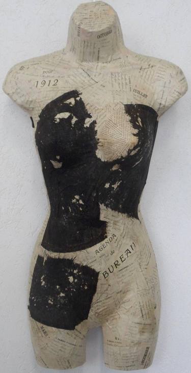 Original Figurative Nude Sculpture by DOMINAULT EVELYNE
