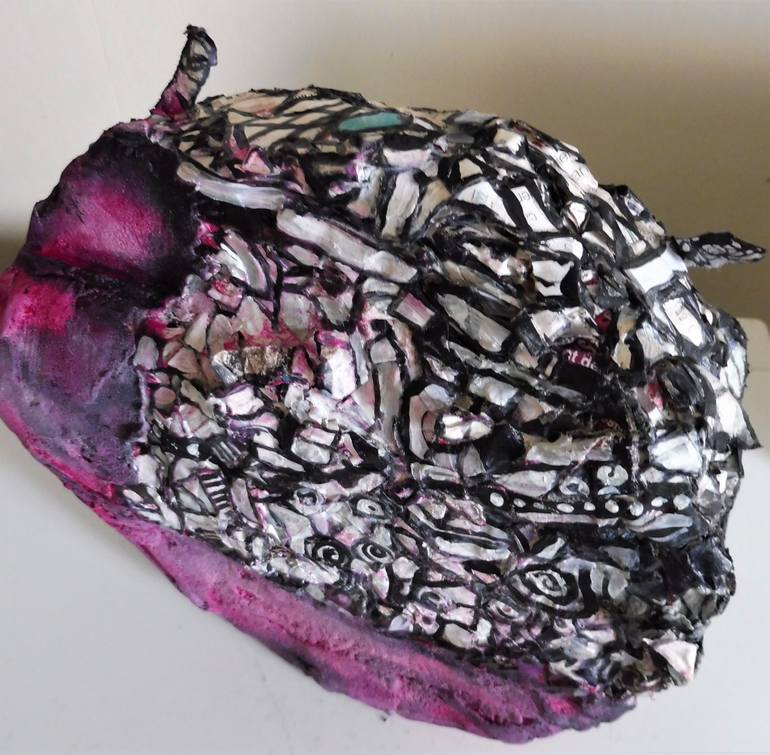 Original upcycling Abstract Sculpture by DOMINAULT EVELYNE