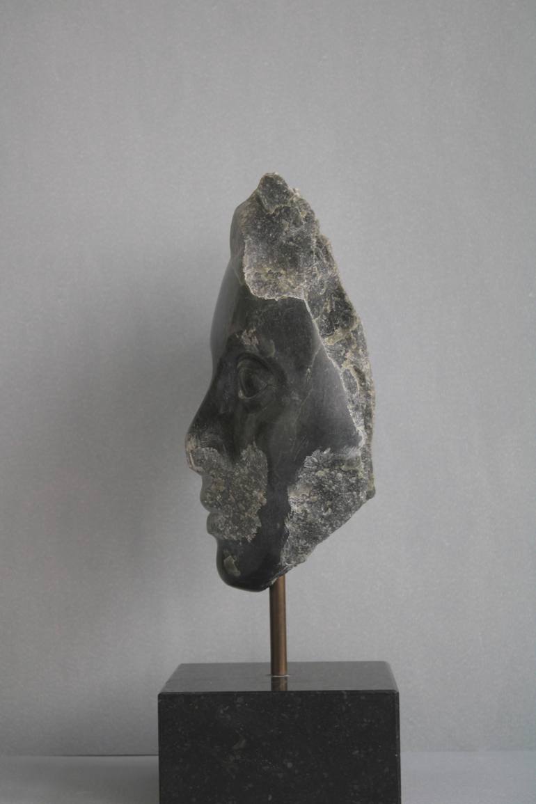 Original Figurative People Sculpture by Marina Radius