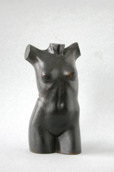 Original Expressionism Women Sculpture by Marina Radius