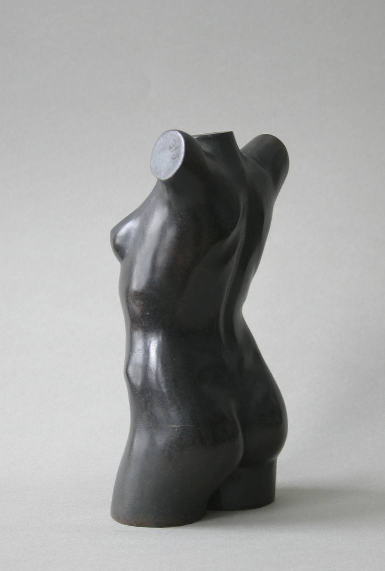 Original Expressionism Women Sculpture by Marina Radius