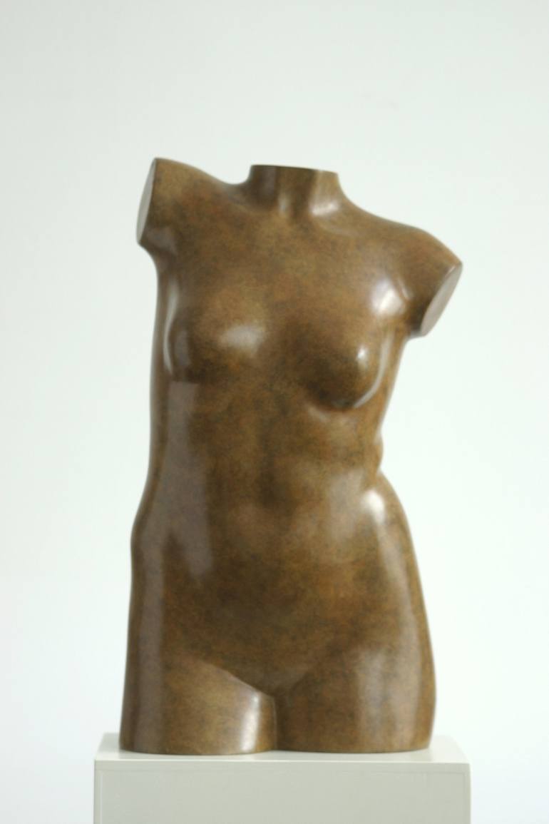 Original Figurative Body Sculpture by Marina Radius