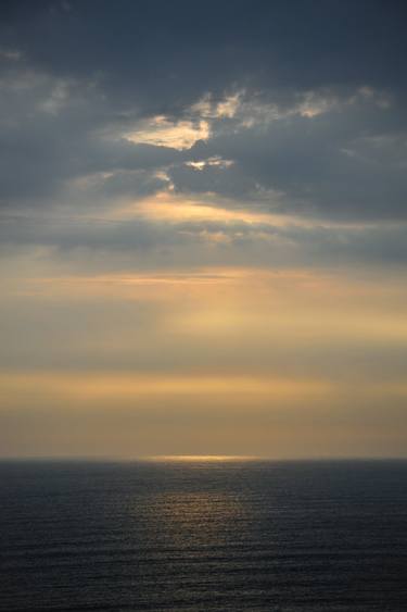 Setting Sun off of the Peruvian Coast thumb