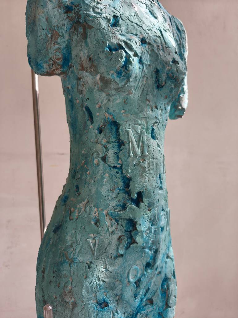 Original Figurative Women Sculpture by Michele Rizzi