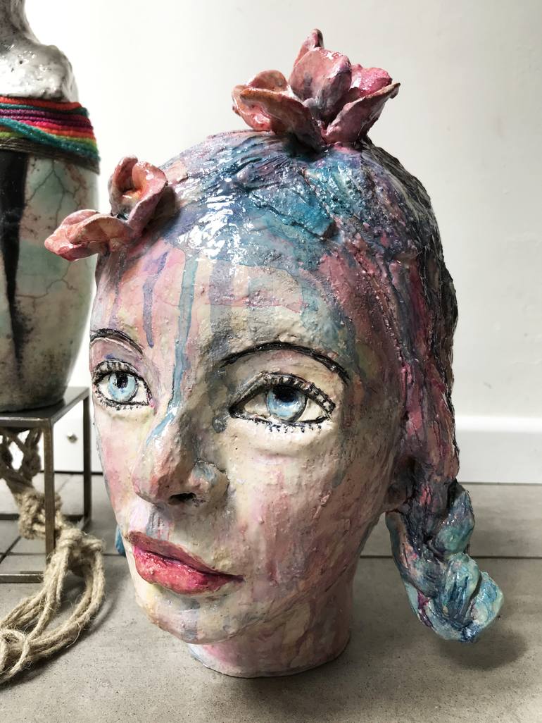 Original Documentary Portrait Sculpture by Lucie Hoffmann