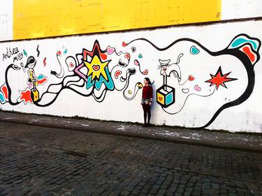 LOVE BOMB MURAL BY ANTHEA MISSY / BRUSSELS thumb