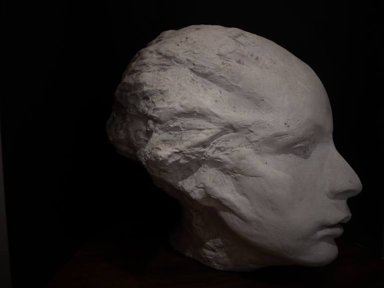 Original Figurative Women Sculpture by Angelo Massimo Nostro