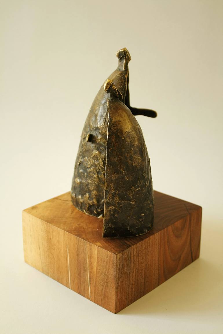 Original Figurative People Sculpture by Veselin Dzipalski