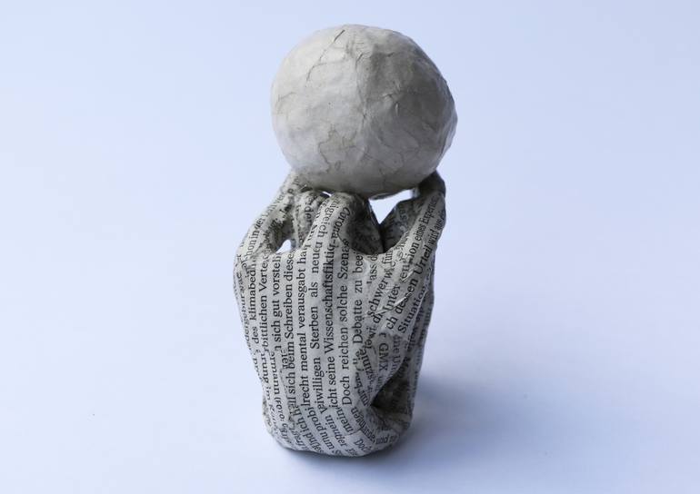 Original Figurative Men Sculpture by Violeta Vollmer