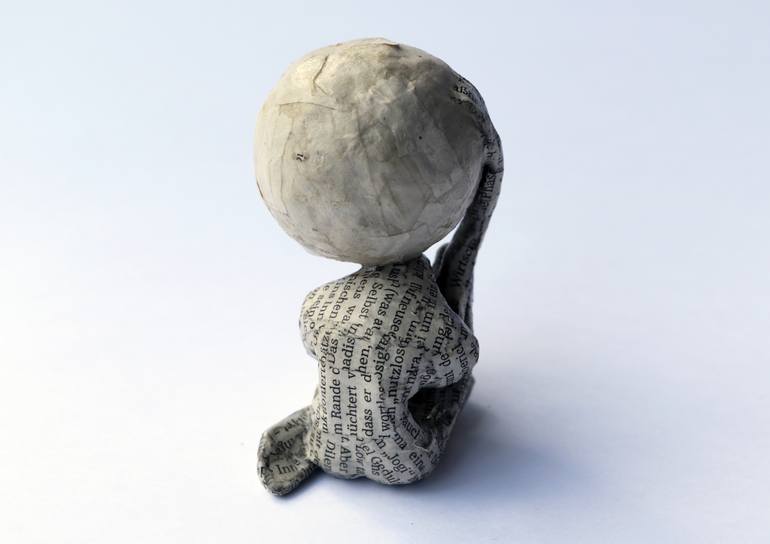 Original Figurative Men Sculpture by Violeta Vollmer