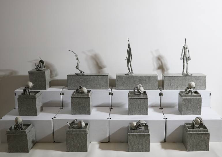 Original Figurative Men Sculpture by Violeta Vollmer