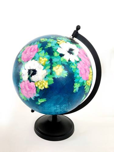 Blue Floral Globe thumb