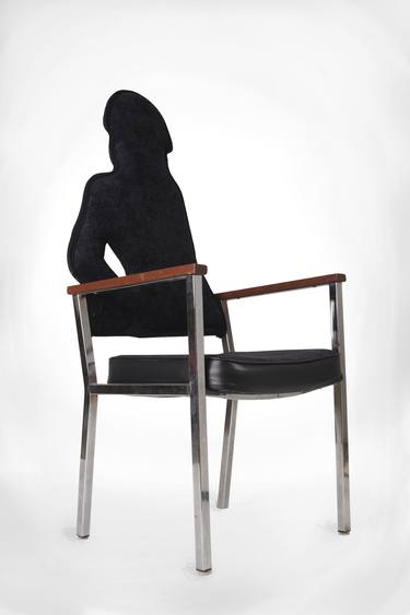 Silhouette chair thumb