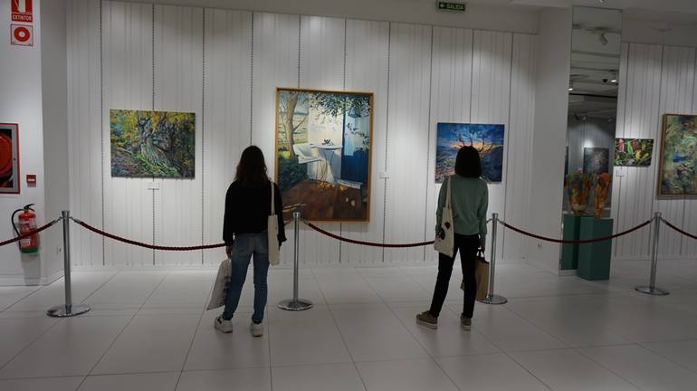 Original Figurative Botanic Painting by Amaya Fernández Fariza