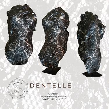 “Dentelle” – Argile & technique mixte – h56xl30xp16 cm – 2023 thumb