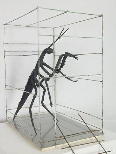 Original Modern Animal Sculpture by helga sauvageot