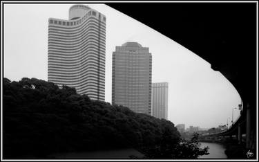 Tokyo Bridge Skyline thumb