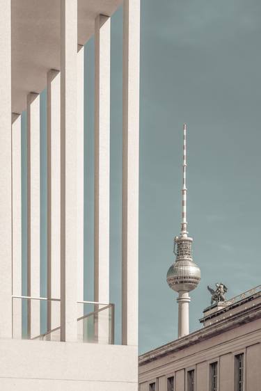 BERLIN Television Tower & Museum Island | urban vintage style thumb