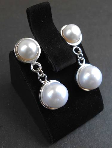 Handmade silver earrings with pearls thumb