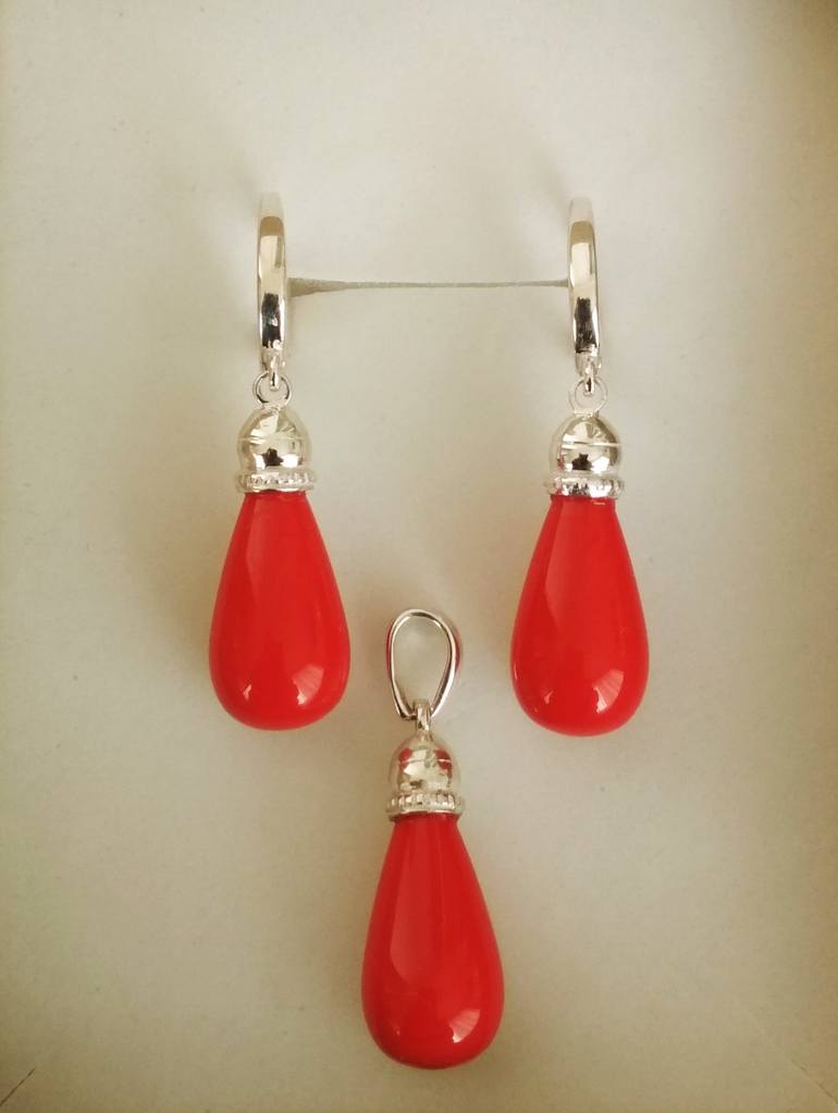 Original Modern Fashion Sculpture by Arthur Isayan