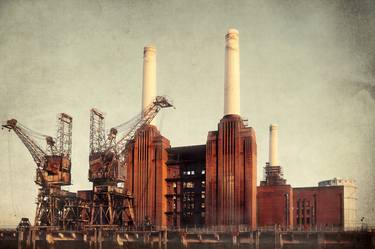 Battersea power 3. limited edition thumb