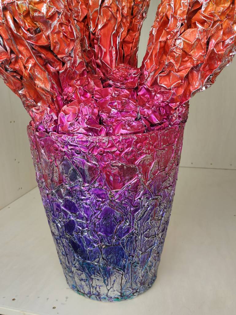 Original Pop Art Floral Sculpture by Christoph Robausch