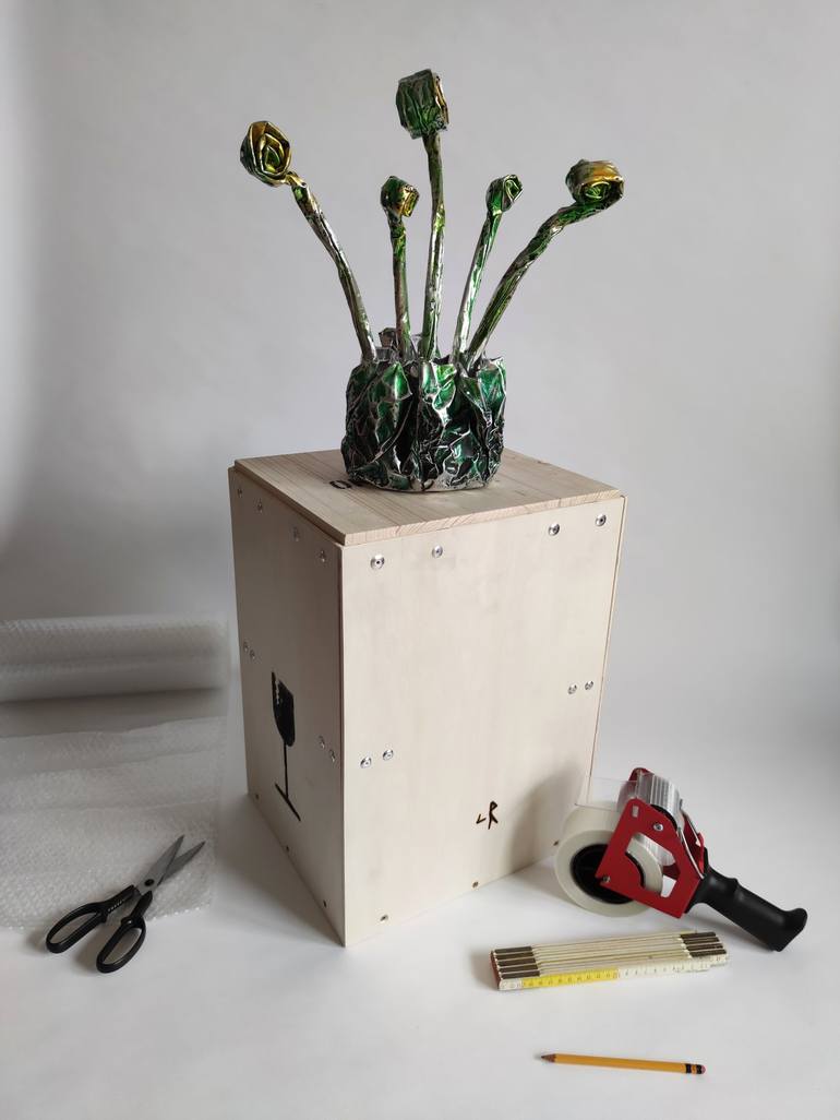 Original Abstract Floral Sculpture by Christoph Robausch