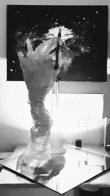 A.I  hand sculpture thumb