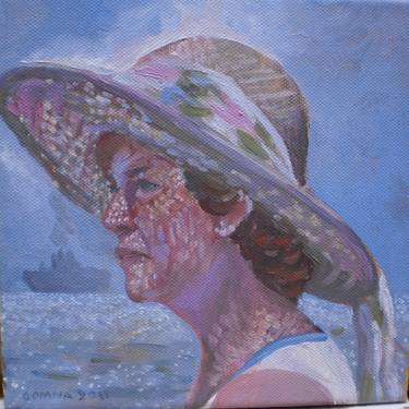 woman with hat thumb